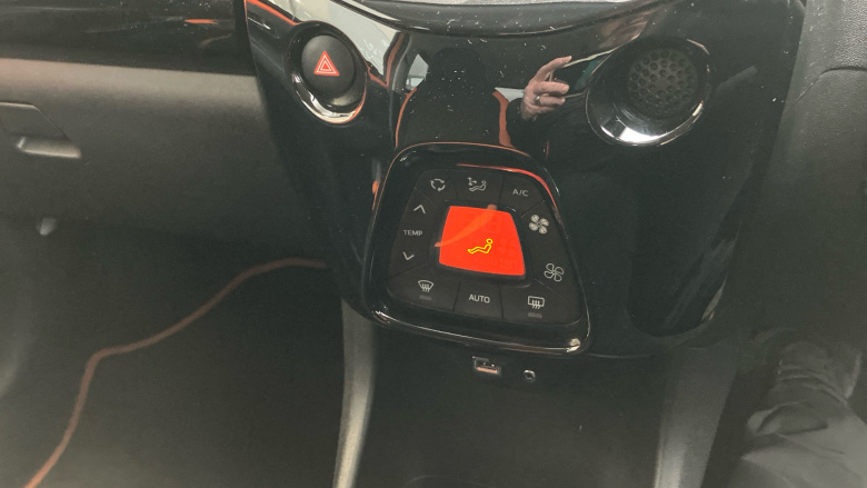 Toyota Aygo 1.0 VVT-i X-Cite 6 5dr Petrol Hatchback